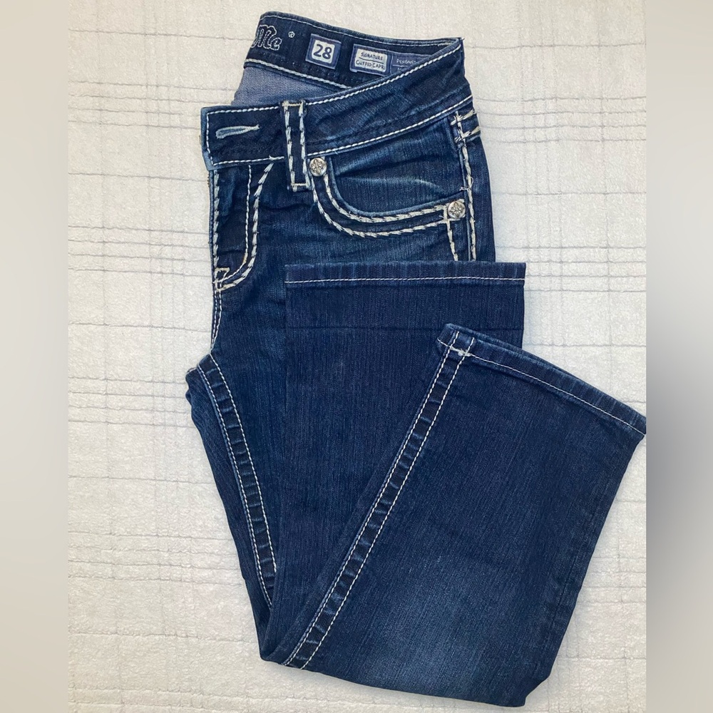 Miss Me signature cuffed capri jeans